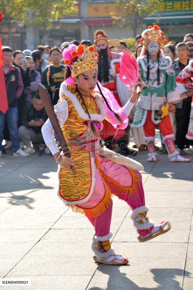 Taiwanese Artists Perform to Welcome The New Year at the Tianhou Palace in Quanzhou