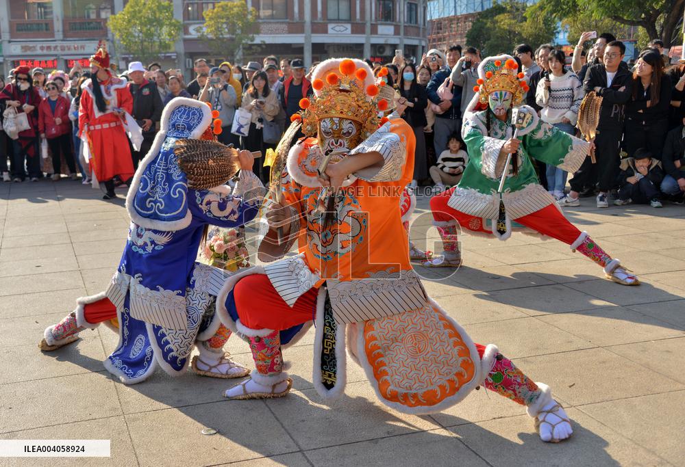 Taiwanese Artists Perform to Welcome The New Year at the Tianhou Palace in Quanzhou
