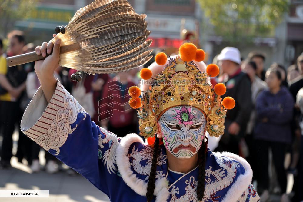 Taiwanese Artists Perform to Welcome The New Year at the Tianhou Palace in Quanzhou