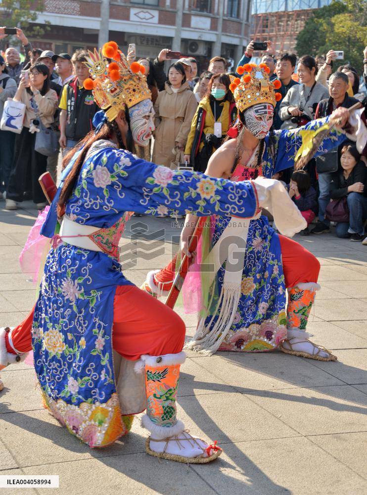 Taiwanese Artists Perform to Welcome The New Year at the Tianhou Palace in Quanzhou