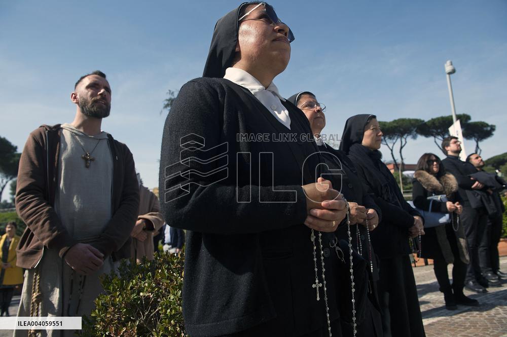 People Pray For Pope Francis at Gemelli Hospital - Rome