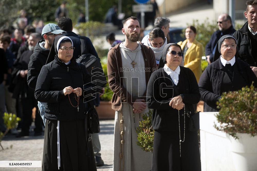 People Pray For Pope Francis at Gemelli Hospital - Rome