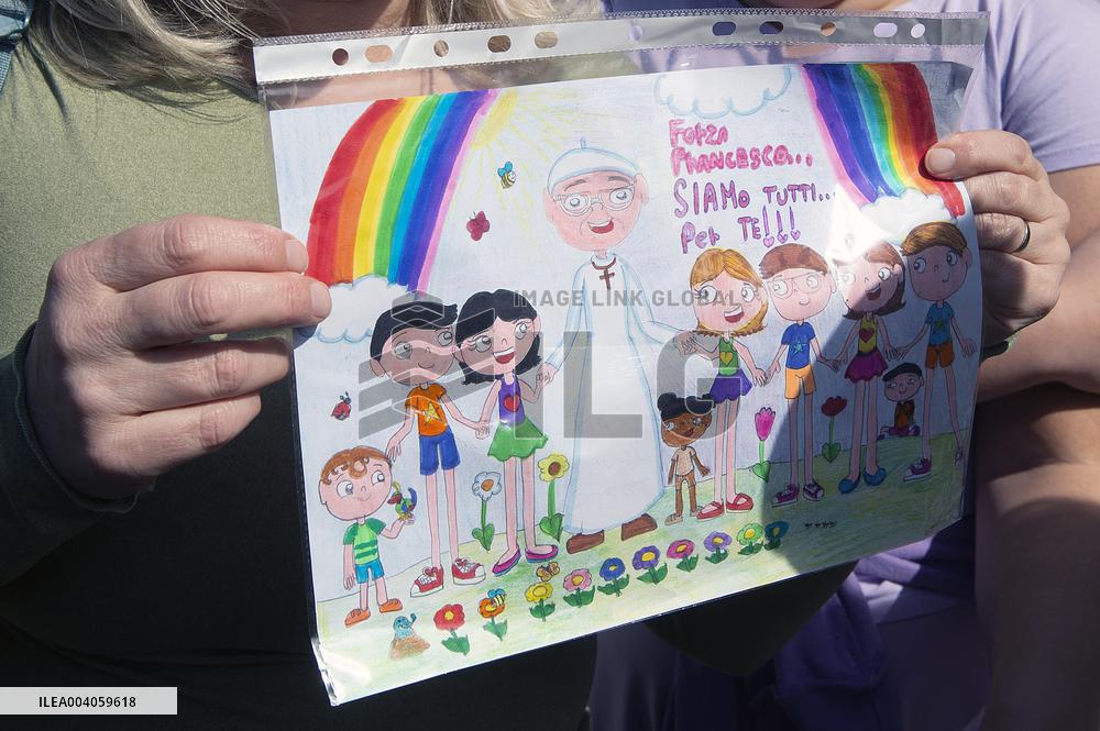 People Pray For Pope Francis at Gemelli Hospital - Rome