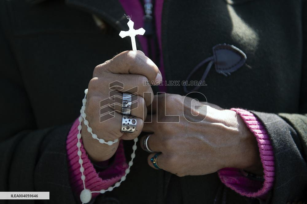 People Pray For Pope Francis at Gemelli Hospital - Rome