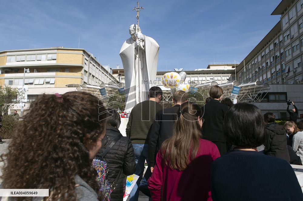 People Pray For Pope Francis at Gemelli Hospital - Rome