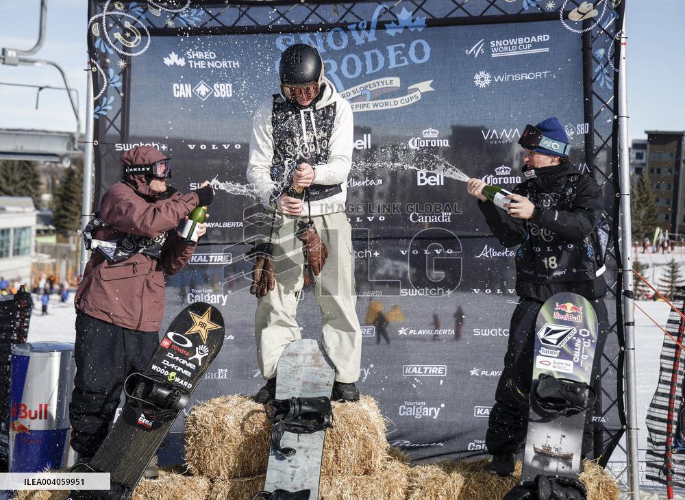 Men's World Cup Slopestyle Snowboard Event - Canada