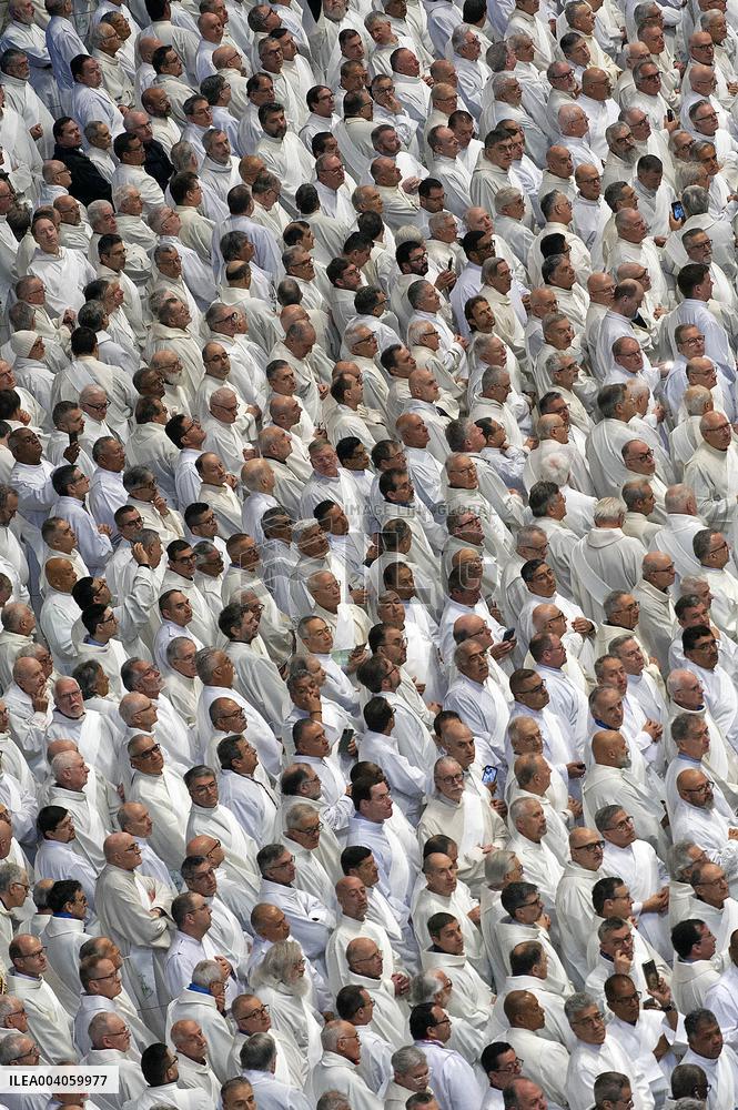 Mass for the Jubilee of Deacons in St Peter's Basilica - Vatican