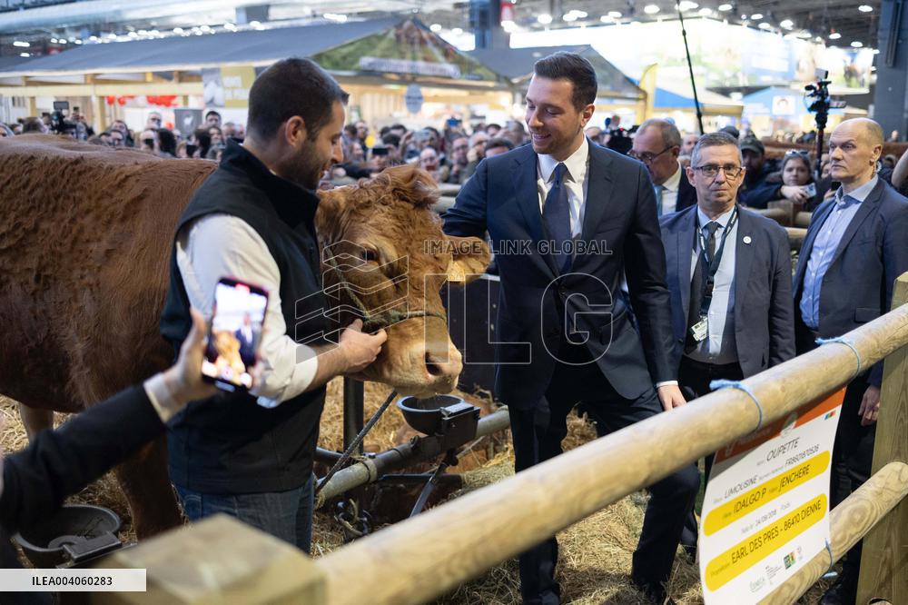 Jordan Bardella visits the Agricultural Fair - Paris RL