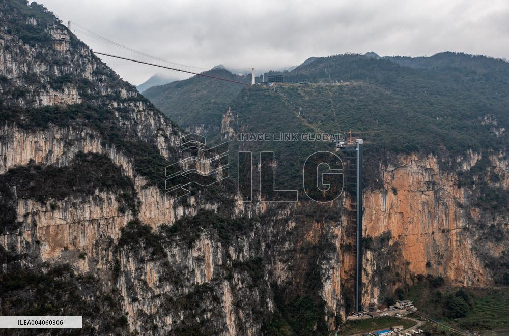 A Cloud Shuttle To The School - China