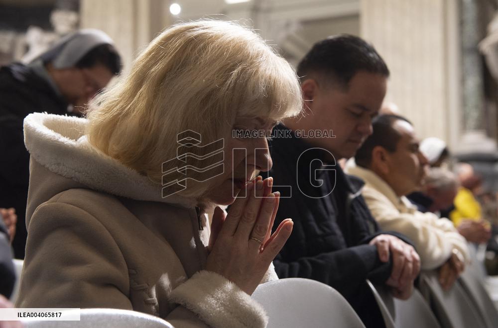 Cardinal Reina Mass for Pope Francis Healing - Rome