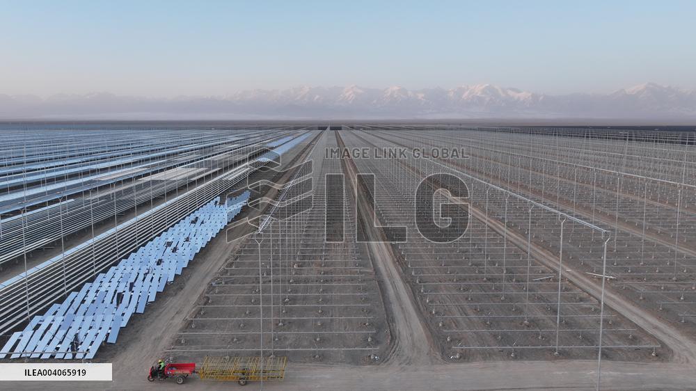 China First Commercial Linear Fresnel Solar Thermal Energy Storage Plant in Hami