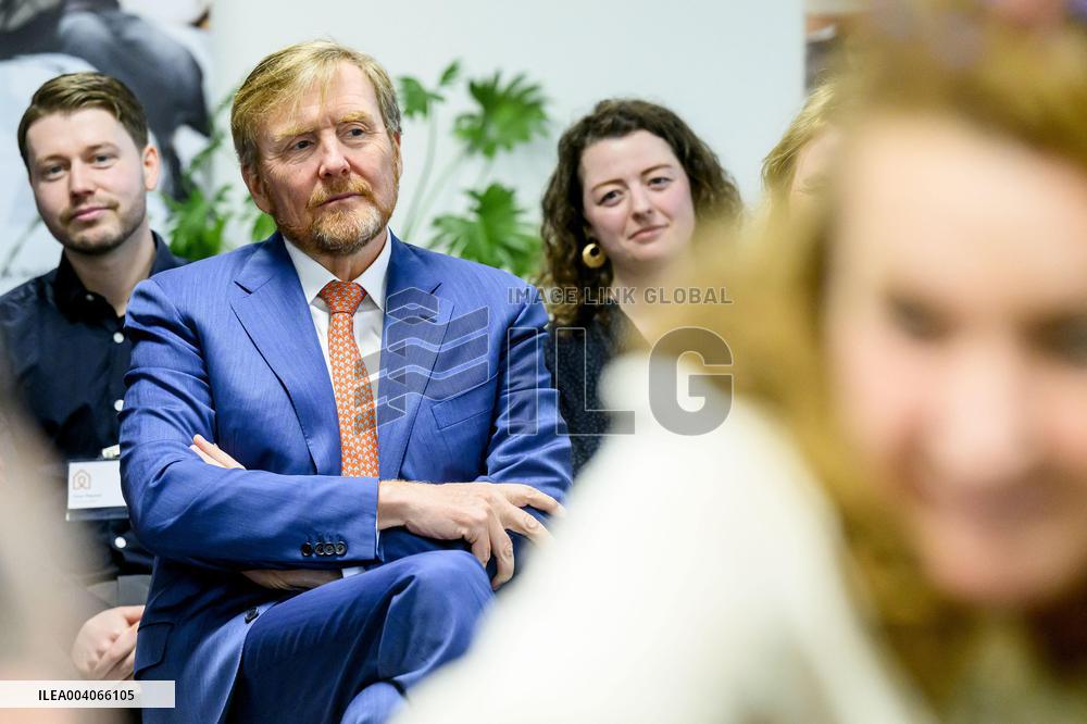 King Willem-Alexander Visits The Chambers With Attention Foundation - Houten