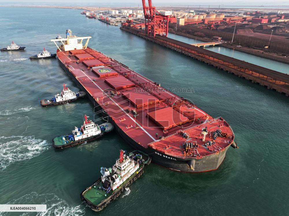 400,000 Tons Iron Ore Cargo Ship