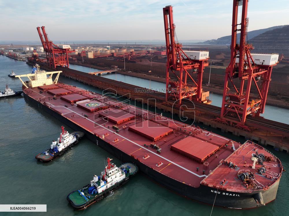 400,000 Tons Iron Ore Cargo Ship