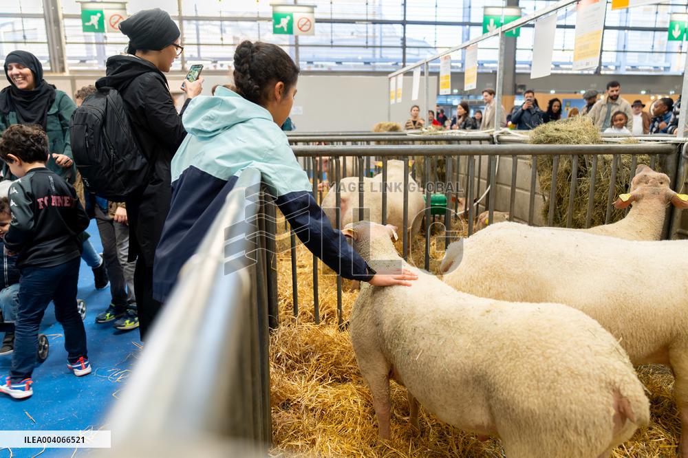 61st Agricultural Fair - Paris