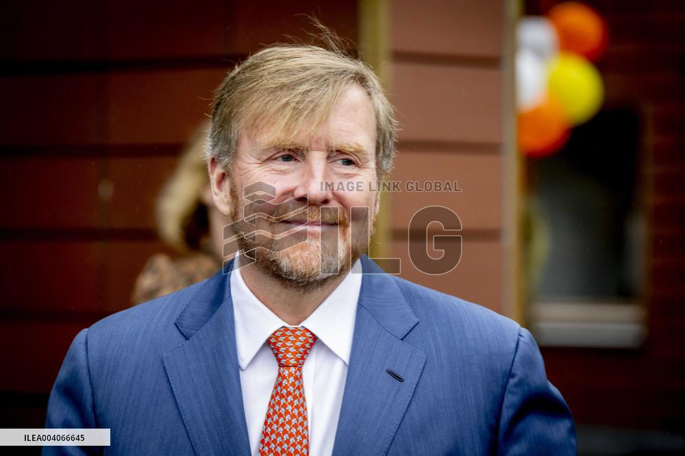 King Willem-Alexander Visits The Chambers With Attention Foundation - Houten