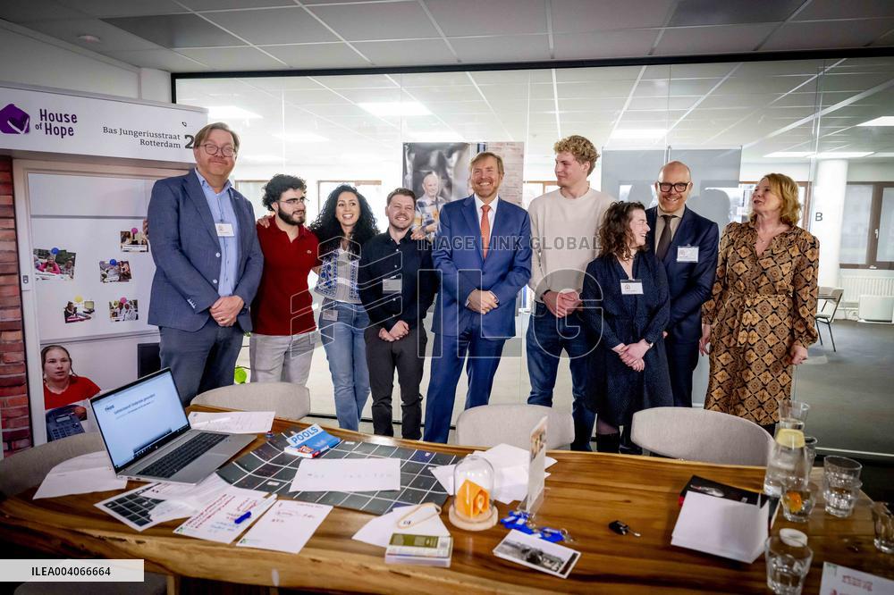 King Willem-Alexander Visits The Chambers With Attention Foundation - Houten