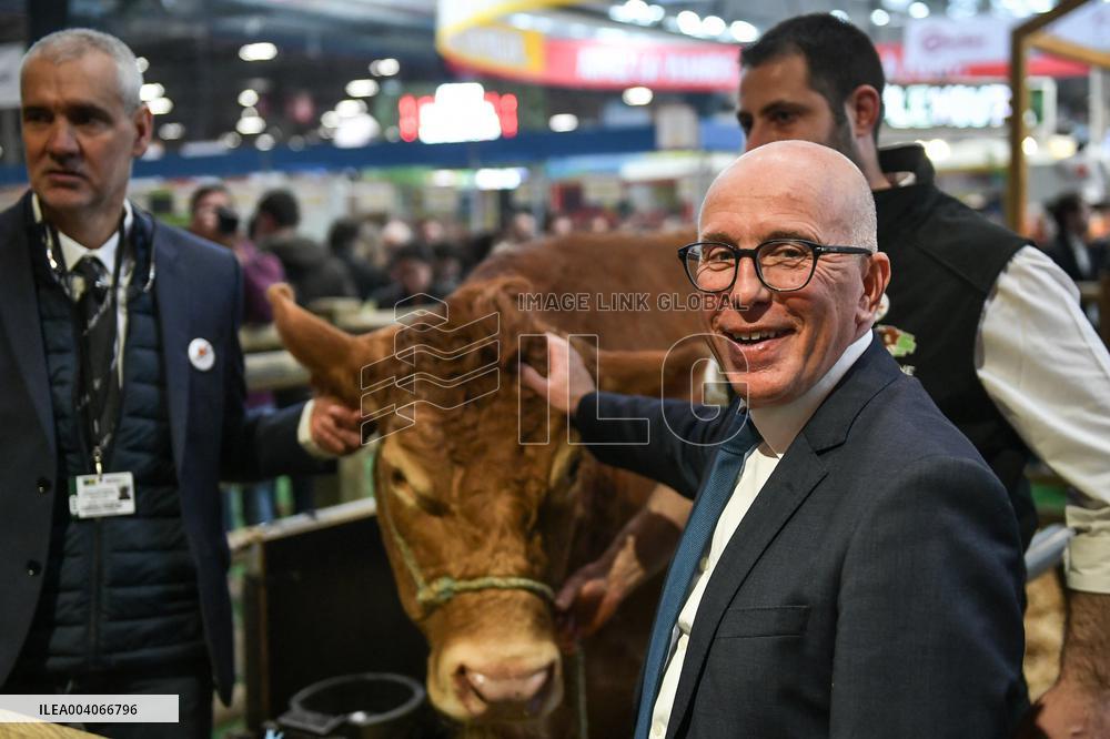 Eric Ciotti at the Agricultural Fair in Paris - FA