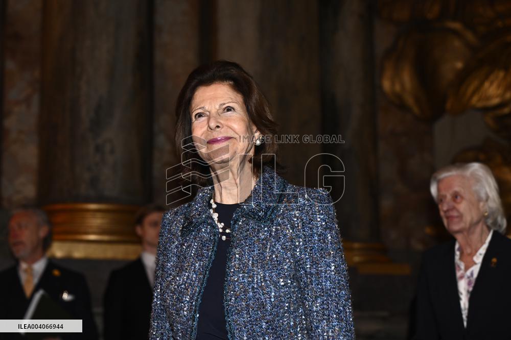 SWEDEN ROYAL COUPLE PEACE PRAYER