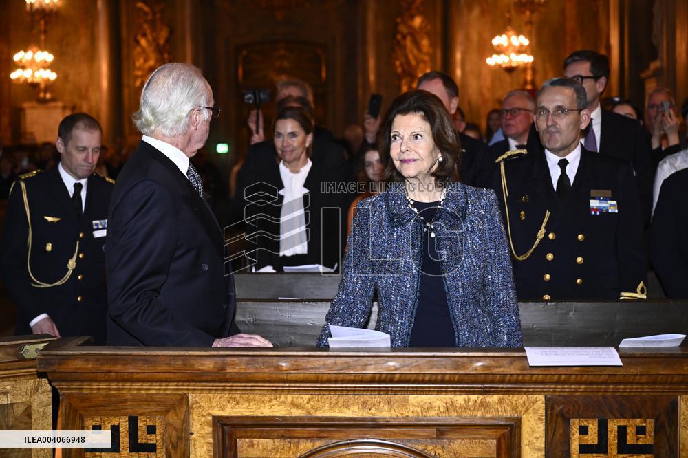 SWEDEN ROYAL COUPLE PEACE PRAYER