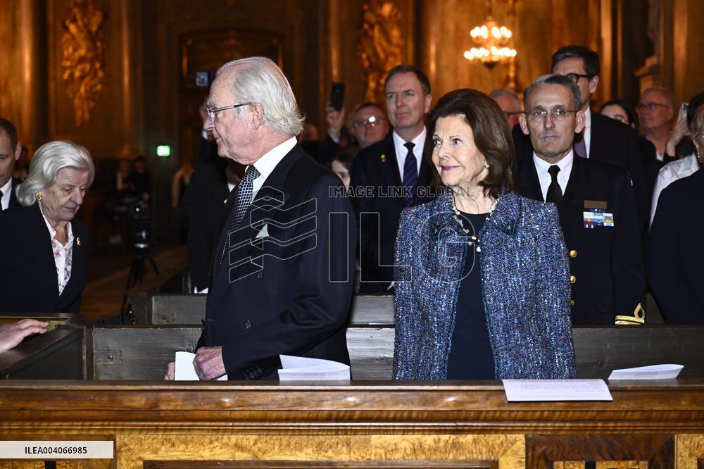 SWEDEN ROYAL COUPLE PEACE PRAYER