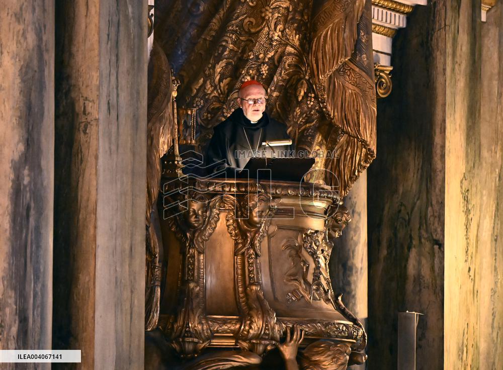 SWEDEN ROYAL COUPLE PEACE PRAYER