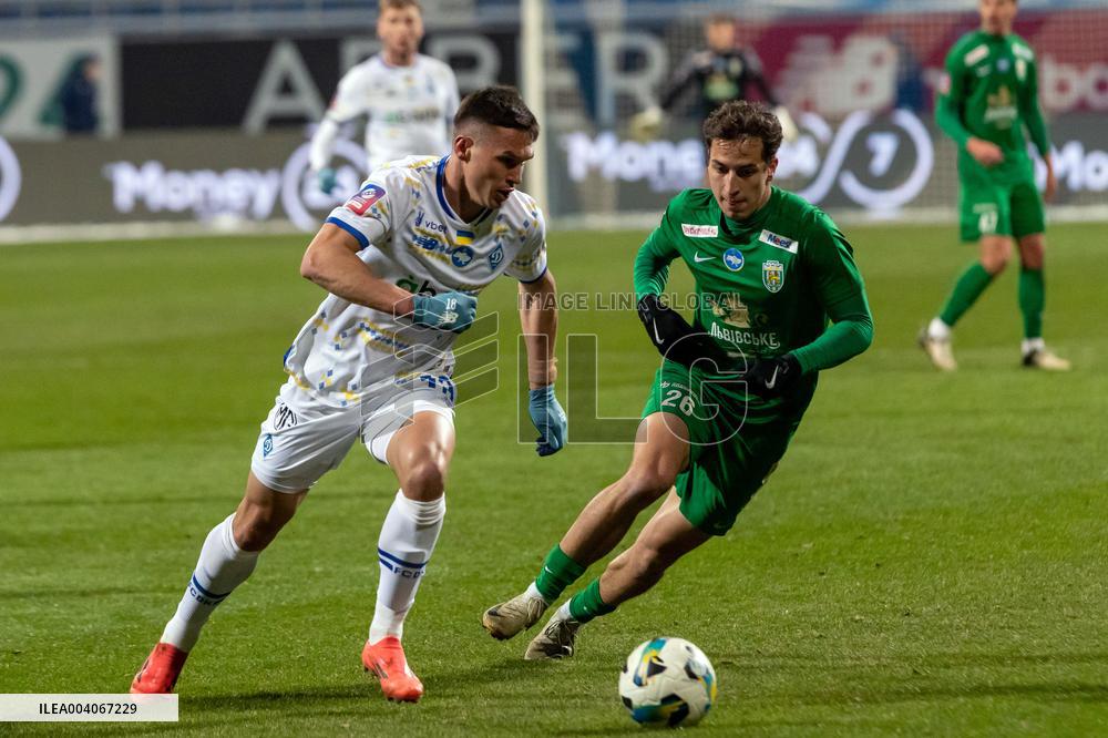 Dynamo beats Karpaty 2-0 in Ukrainian Premier League match