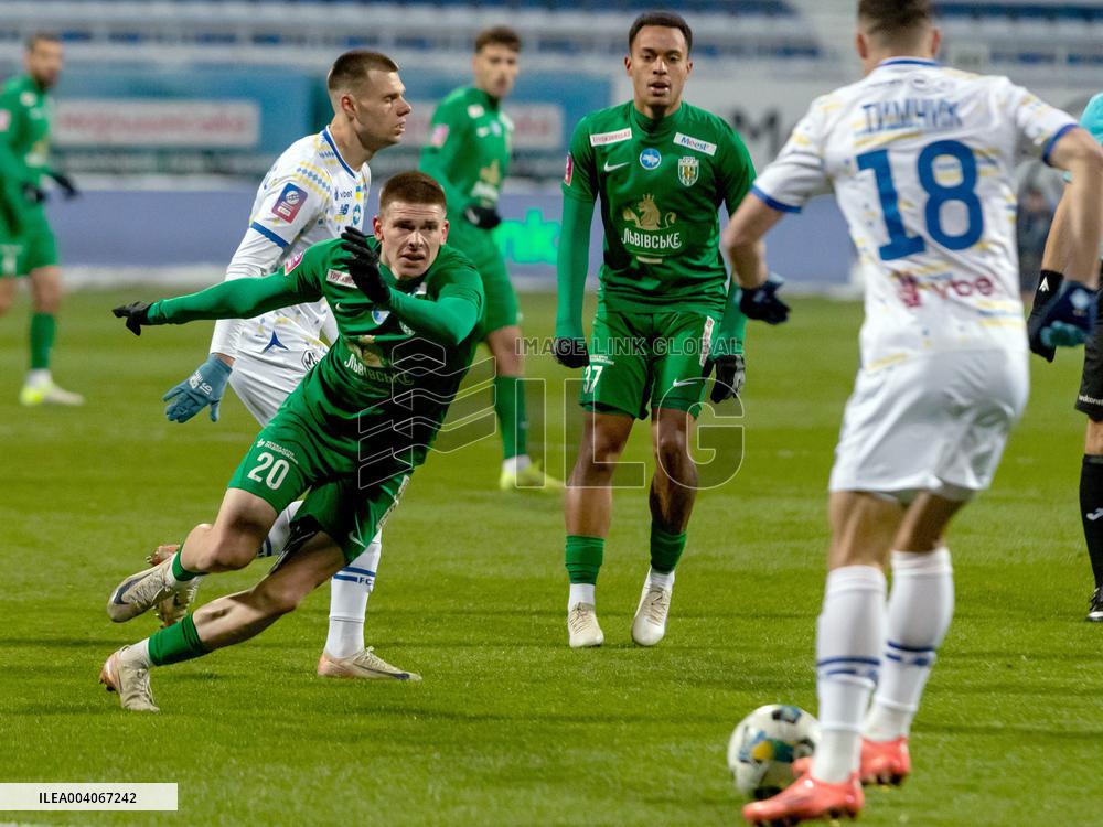 Dynamo beats Karpaty 2-0 in Ukrainian Premier League match