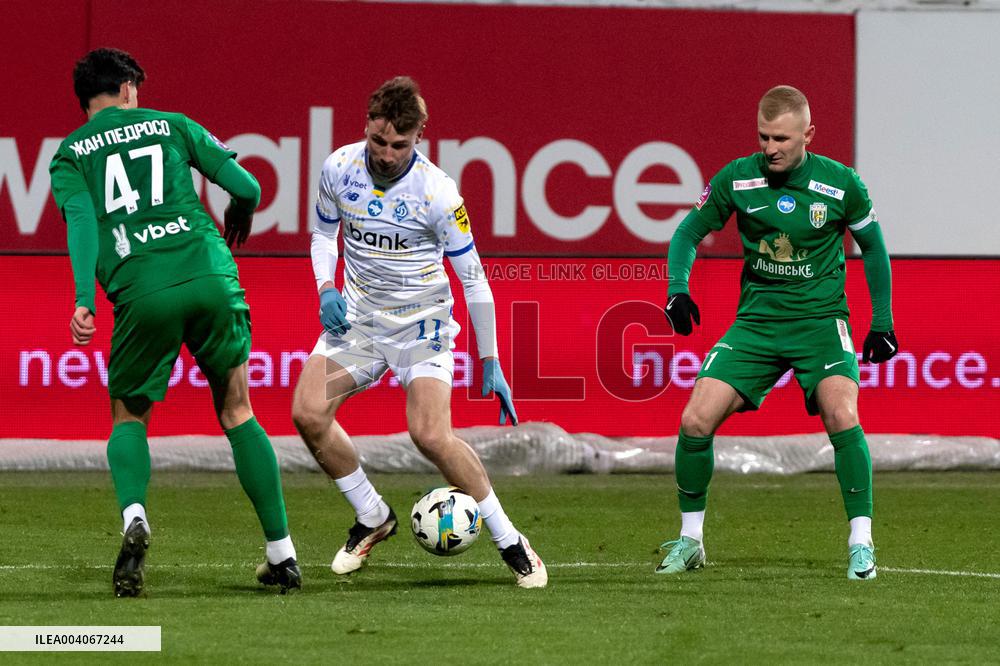 Dynamo beats Karpaty 2-0 in Ukrainian Premier League match