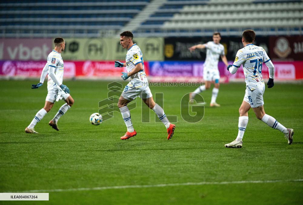 Dynamo beats Karpaty 2-0 in Ukrainian Premier League match