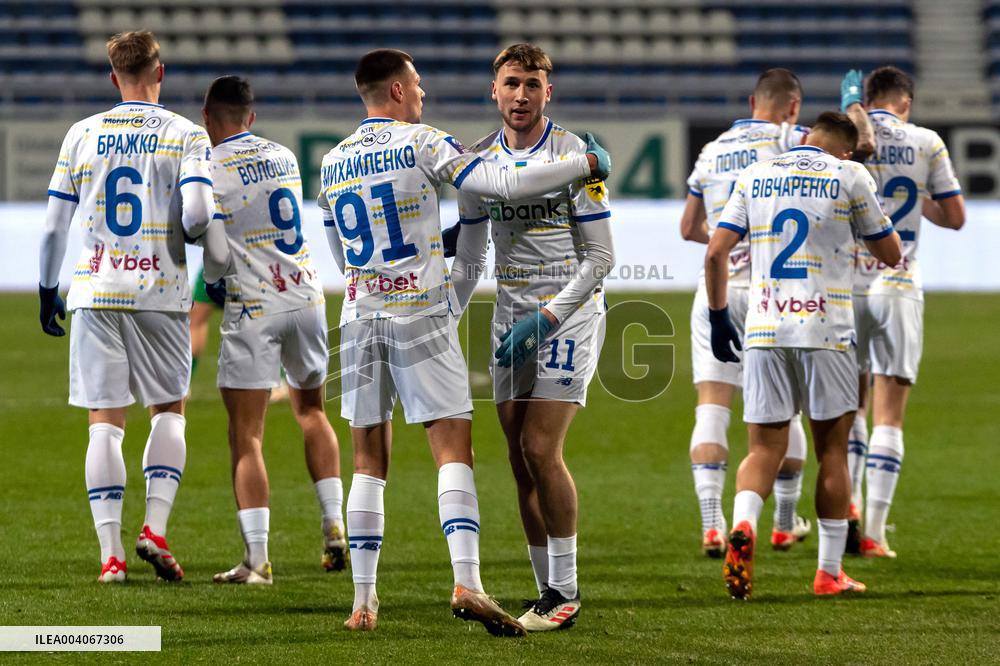 Dynamo beats Karpaty 2-0 in Ukrainian Premier League match