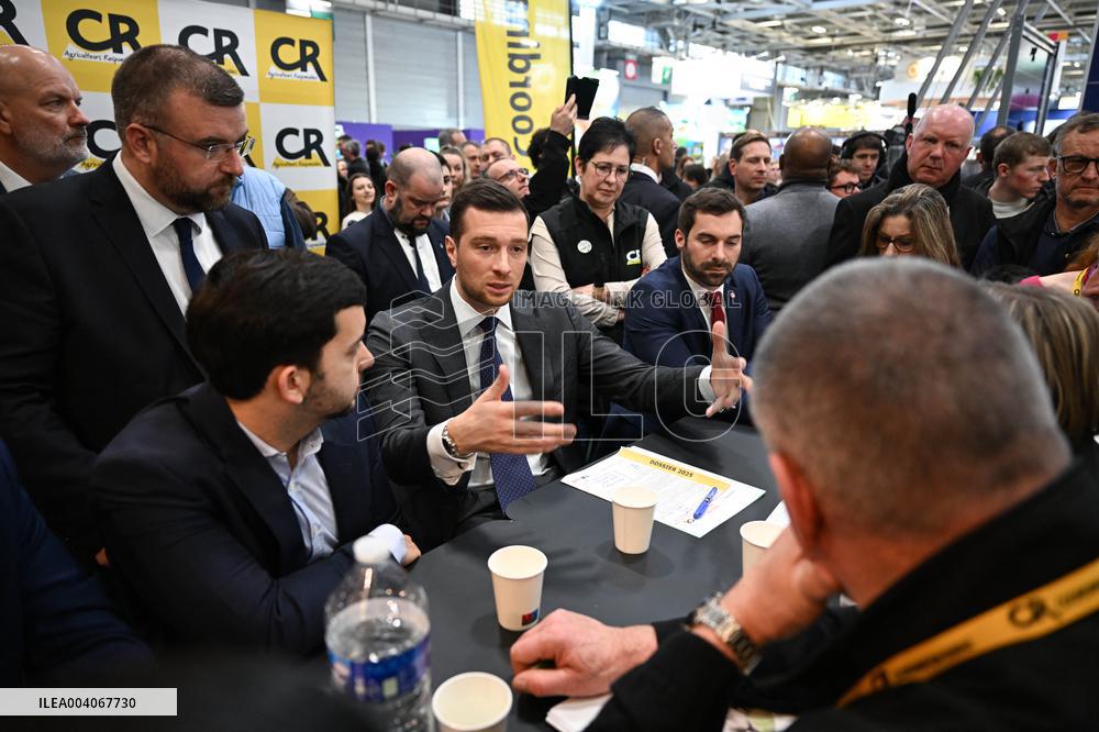 Jordan Bardella and Eric Ciotti at the SIA 2025 - Paris