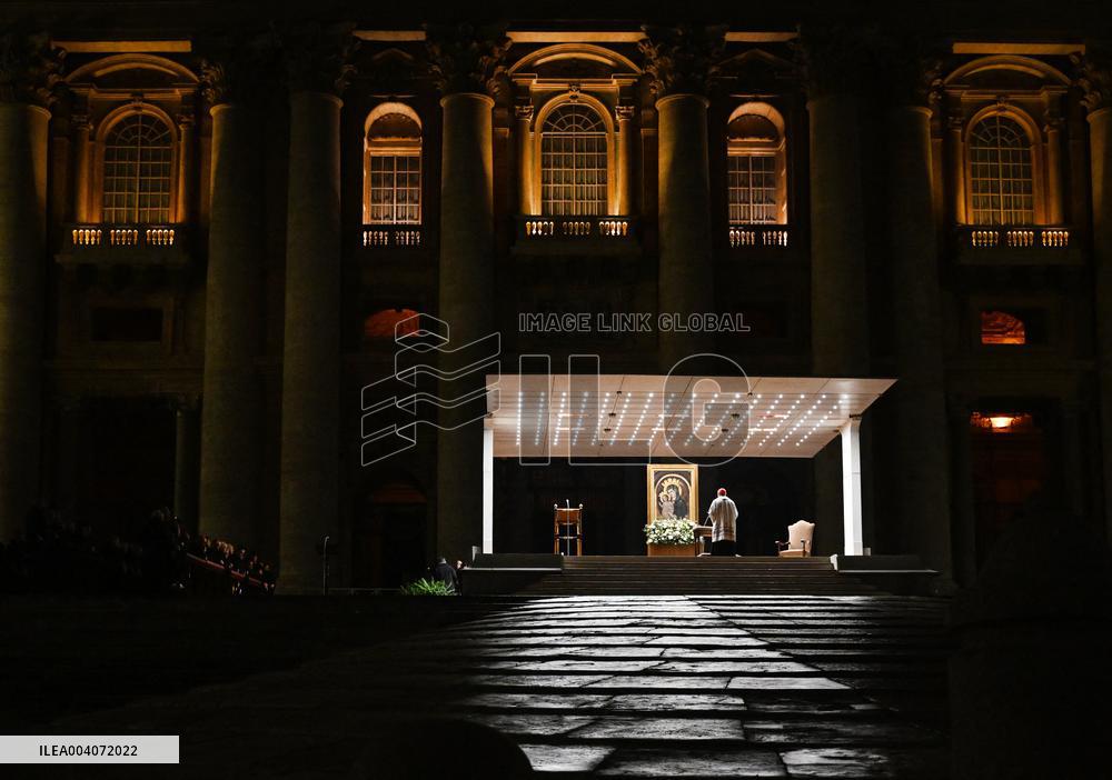 Nightly Rosary Prayer For Pope Francis’s Recovery - Vatican