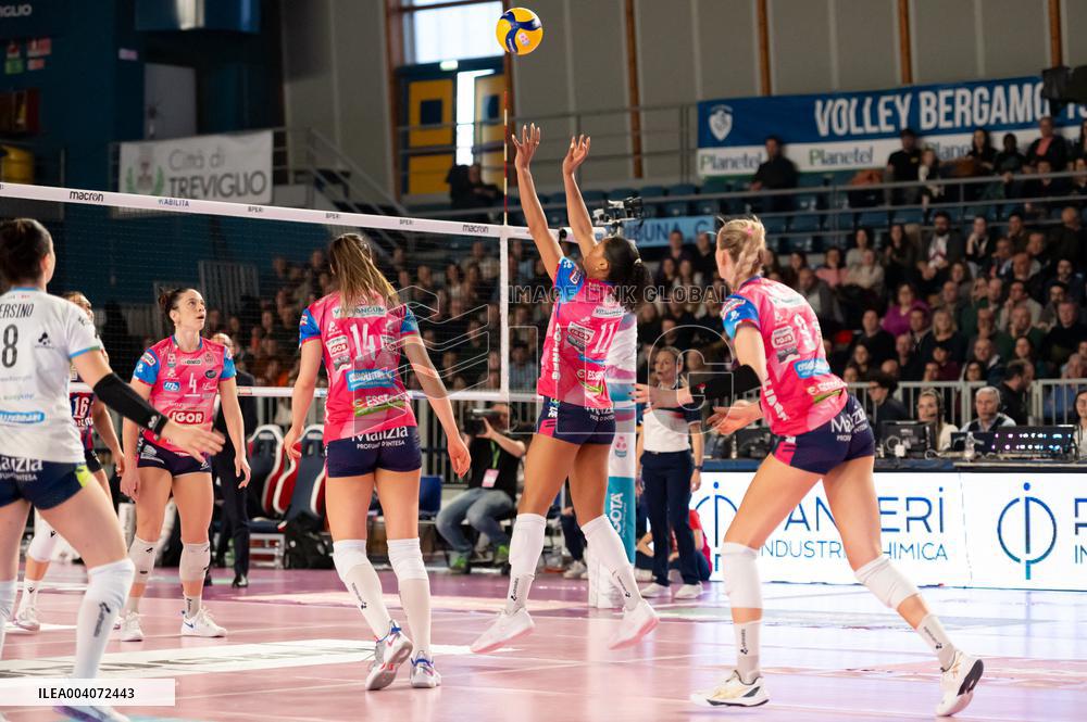 VOLLEY - Serie A1 Femminile - Volley Bergamo 1991 vs Igor Gorgonzola Novara