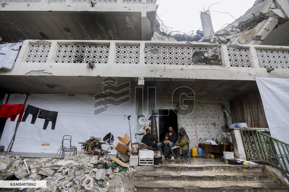 Life Amid Ruins in Gaza