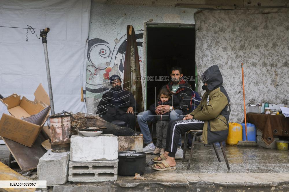 Life Amid Ruins in Gaza