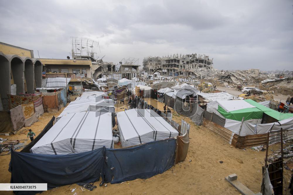 Life Amid Ruins in Gaza