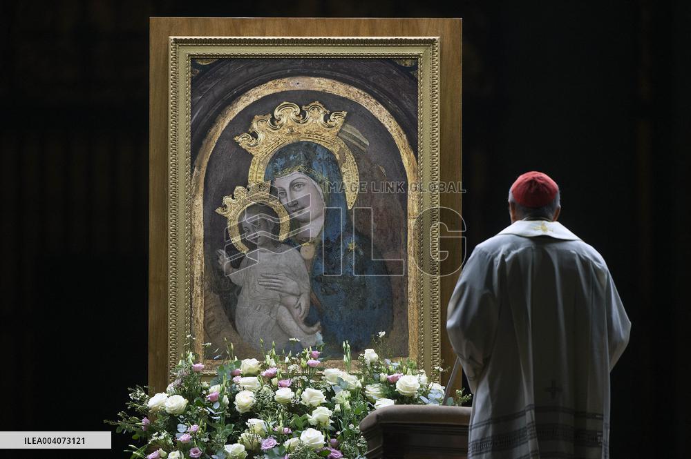 Rosary Prayer for The Health of Pope Francis - Vatican