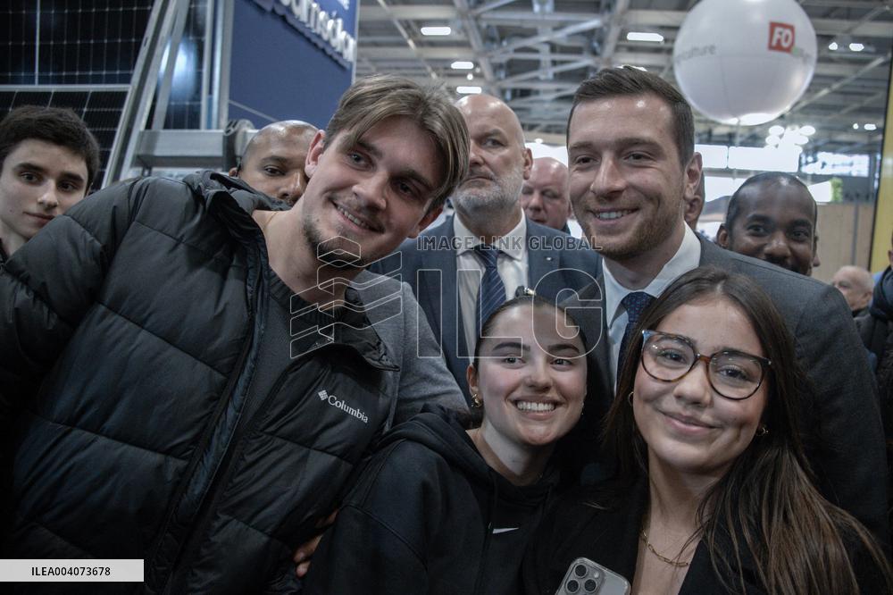 Jordan Bardella at Agriculturel Fair - Paris