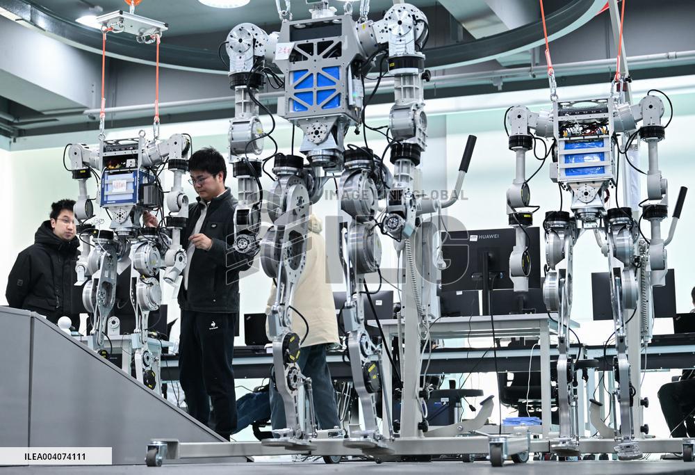 Debugging Humanoid Robots - China