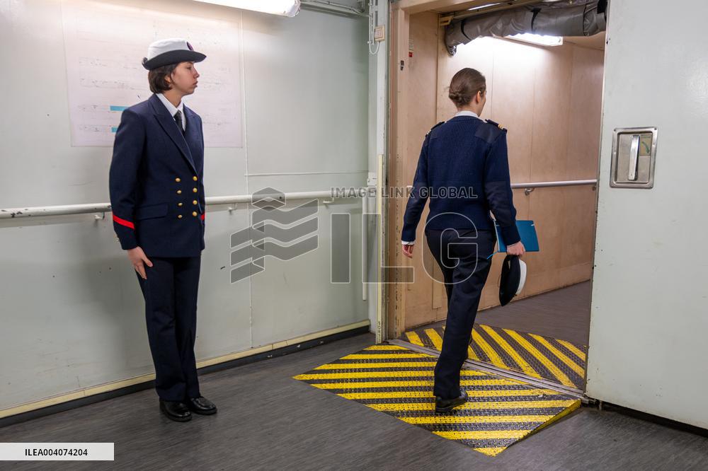 Departure of The Joan of Arc Mission 25 - Toulon