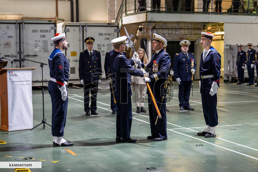Departure of The Joan of Arc Mission 25 - Toulon