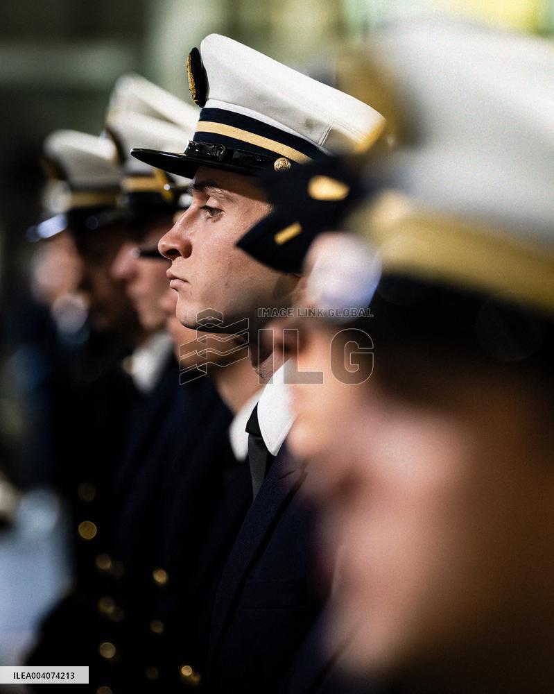 Departure of The Joan of Arc Mission 25 - Toulon