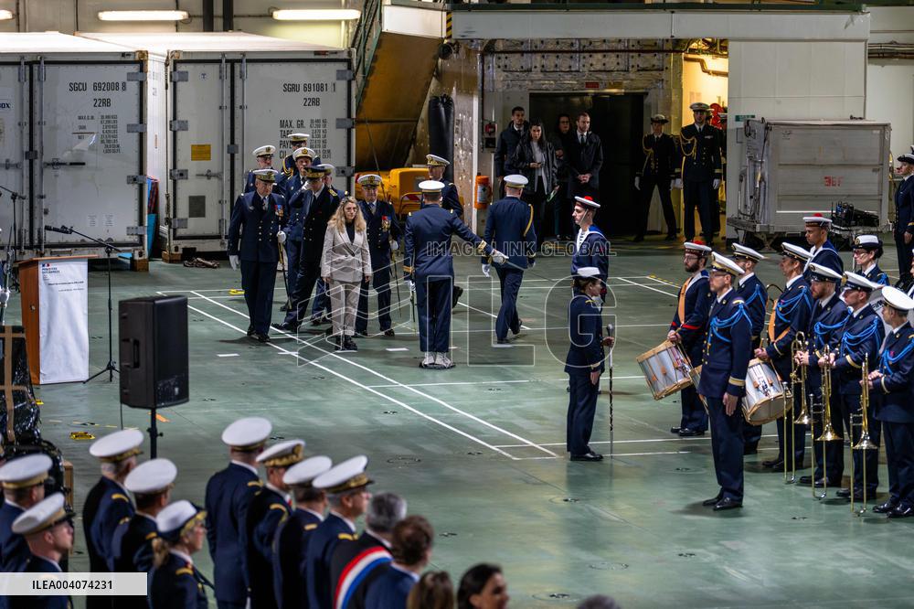 Departure of The Joan of Arc Mission 25 - Toulon