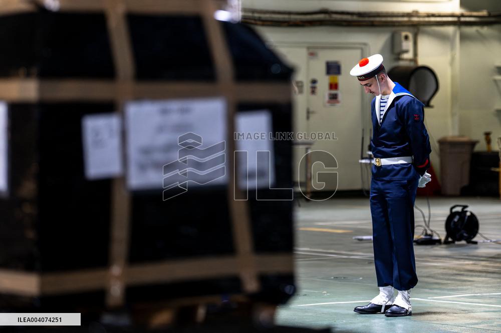Departure of The Joan of Arc Mission 25 - Toulon