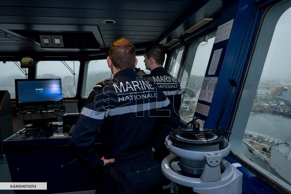 Departure of The Joan of Arc Mission 25 - Toulon