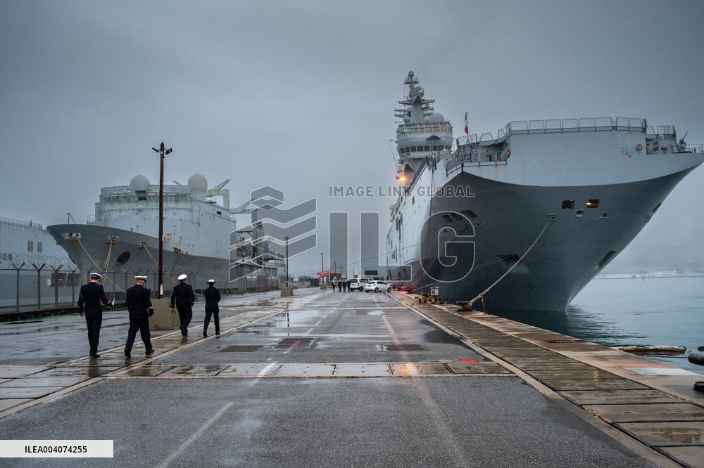 Departure of The Joan of Arc Mission 25 - Toulon