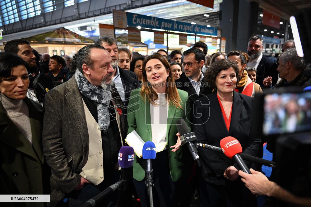 Politicians at Agriculturel Fair - Paris
