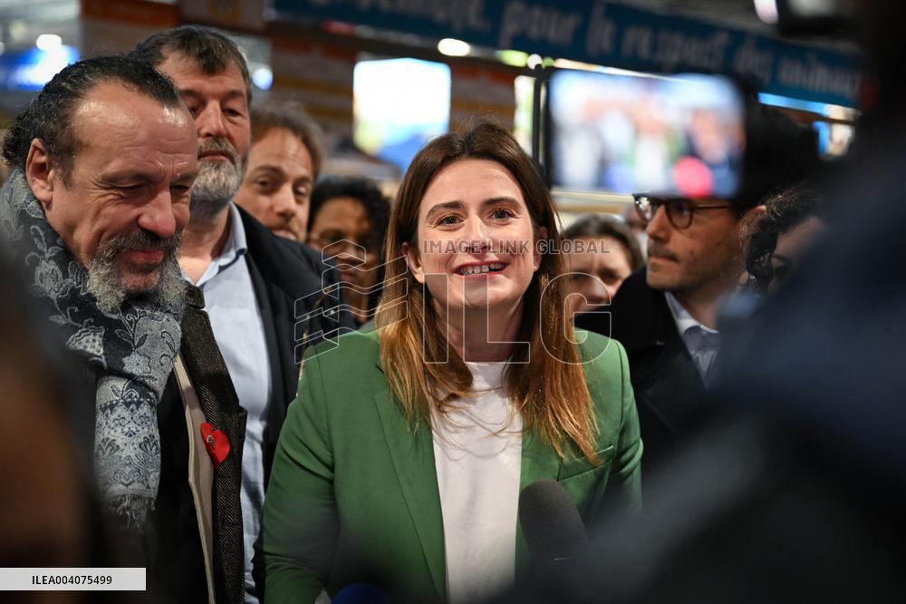 Politicians at Agriculturel Fair - Paris