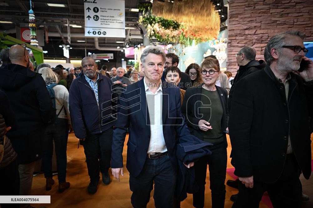 Politicians at Agriculturel Fair - Paris